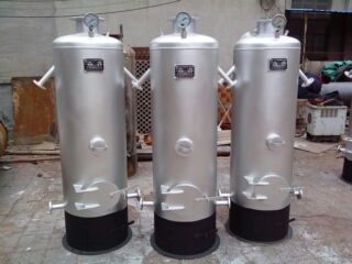 供應(yīng)微型導(dǎo)熱油爐4 15萬大卡成套產(chǎn)品節(jié)能高效