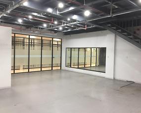 深圳長城電腦大廈南山寫字樓 出租、招租與出售信息全解析，兼談Q房網(wǎng)服務(wù)與計(jì)算機(jī)房維護(hù)